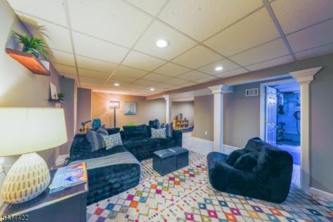 524 Farley Avenue Scotch Plains NJ 07076