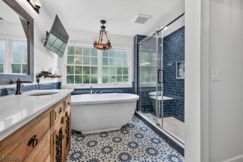 53 Highwood Road West Orange NJ 07052