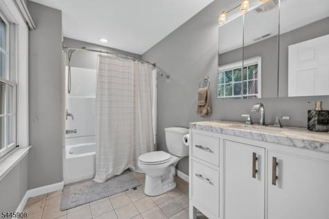 53 Highwood Road West Orange NJ 07052