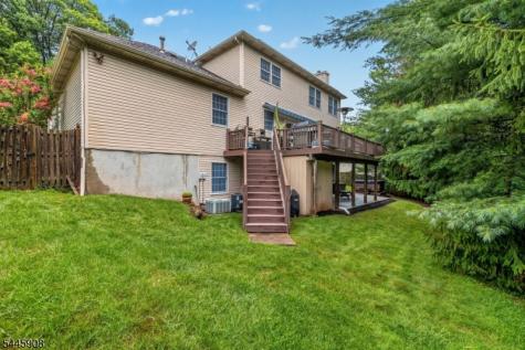 53 Highwood Road West Orange NJ 07052