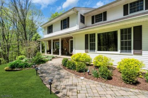 89 Catswamp Road Allamuchy NJ 07840