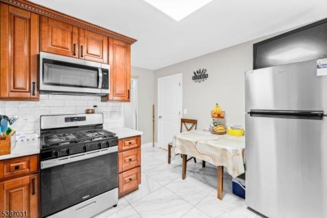 375 Amherst Street East Orange NJ 07018