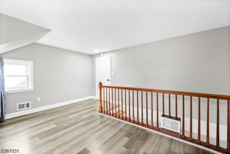 375 Amherst Street East Orange NJ 07018