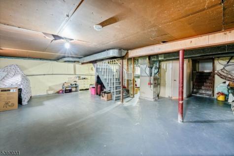 375 Amherst Street East Orange NJ 07018