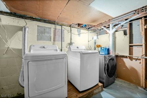 375 Amherst Street East Orange NJ 07018