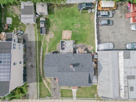 375 Amherst Street East Orange NJ 07018