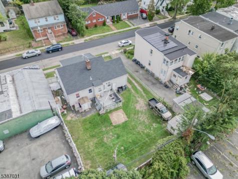 375 Amherst Street East Orange NJ 07018