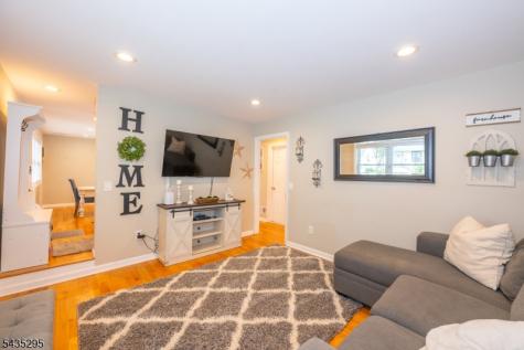 136 Redwood Avenue Wayne NJ 07470