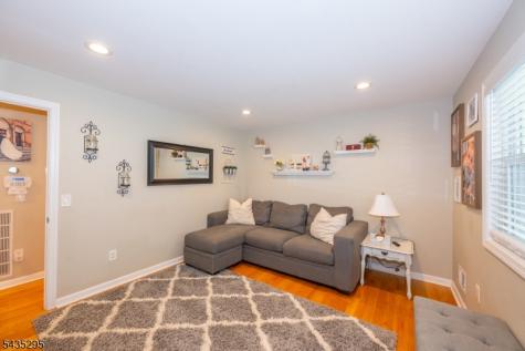 136 Redwood Avenue Wayne NJ 07470