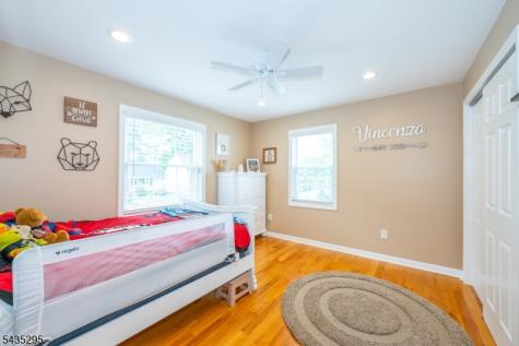 136 Redwood Avenue Wayne NJ 07470