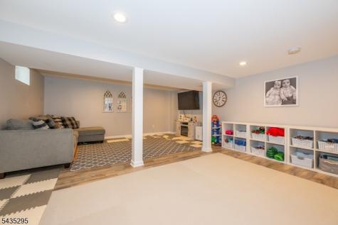 136 Redwood Avenue Wayne NJ 07470