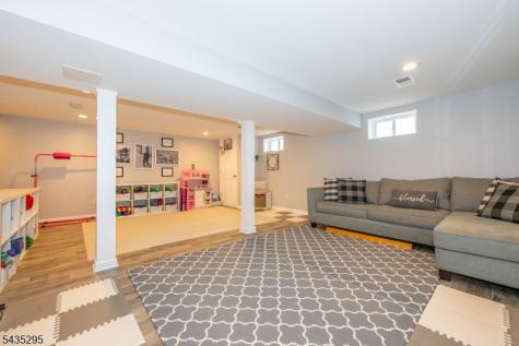 136 Redwood Avenue Wayne NJ 07470