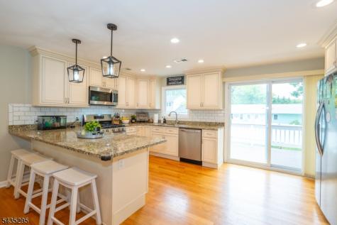 136 Redwood Avenue Wayne NJ 07470