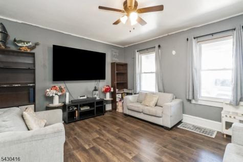 62 Lewis Street Phillipsburg NJ 08865