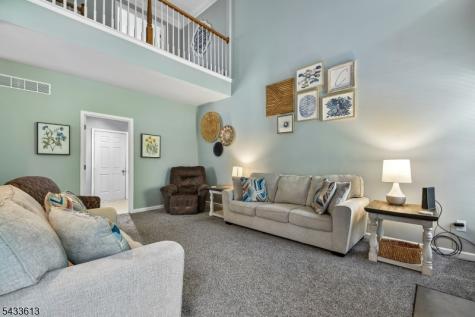 213 Austin Circle Greenwich NJ 08886