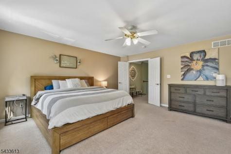 213 Austin Circle Greenwich NJ 08886
