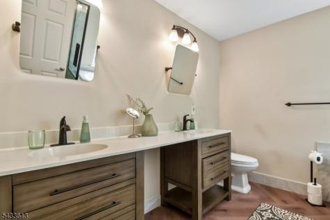 213 Austin Circle Greenwich NJ 08886