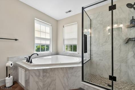 213 Austin Circle Greenwich NJ 08886