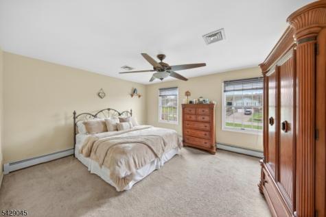 20 Willow Grove Court Ogdensburg NJ 07439