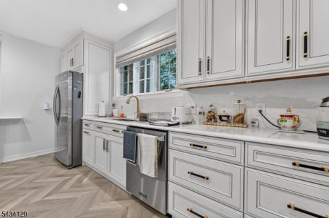 969 Woodland Avenue Plainfield NJ 07060