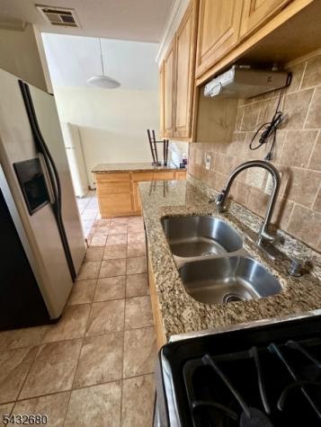 11 Demarest Place Piscataway NJ 08854