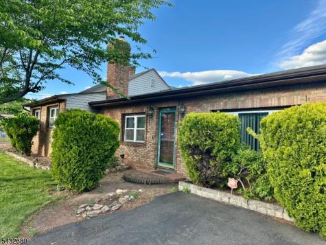 11 Demarest Place Piscataway NJ 08854