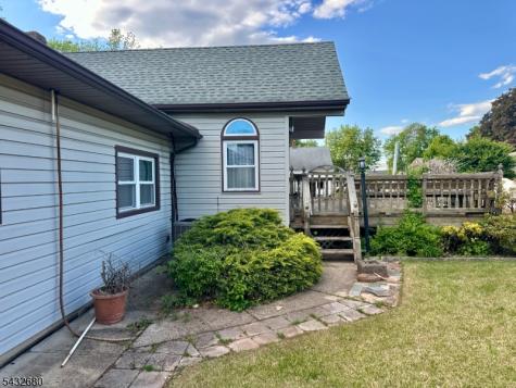 11 Demarest Place Piscataway NJ 08854