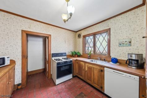 43 Ridgeview Avenue West Orange NJ 07052