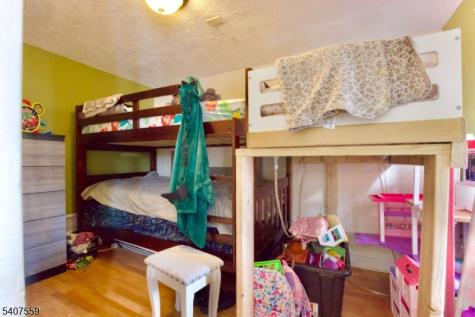 80 Cleremont Avenue Irvington NJ 07111