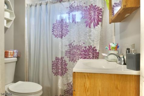 80 Cleremont Avenue Irvington NJ 07111