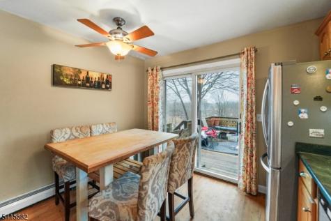 27 Condict Road Roxbury NJ 07850