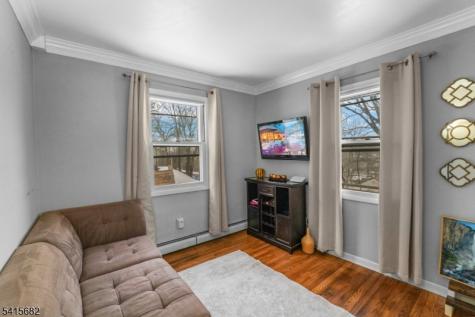 27 Condict Road Roxbury NJ 07850