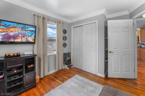 27 Condict Road Roxbury NJ 07850