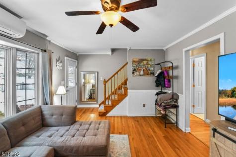 27 Condict Road Roxbury NJ 07850