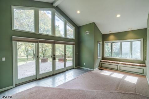 3 Alexandria Drive Alexandria NJ 08867
