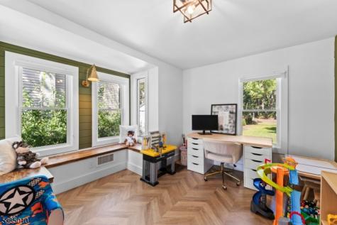 9 Lawnwood Avenue Newton NJ 07860