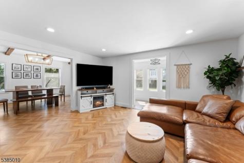 9 Lawnwood Avenue Newton NJ 07860
