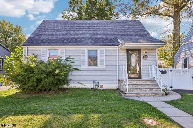 239 Bradford Avenue Linden NJ 07036