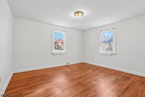 239 Bradford Avenue Linden NJ 07036