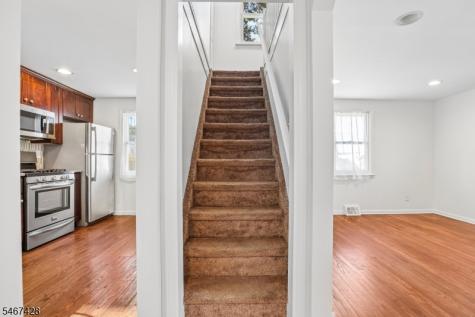 239 Bradford Avenue Linden NJ 07036