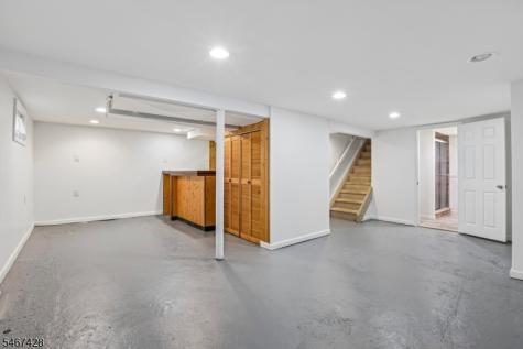 239 Bradford Avenue Linden NJ 07036