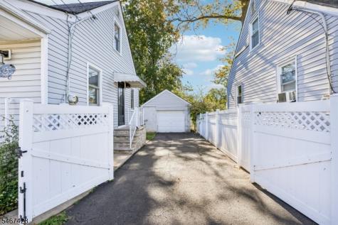 239 Bradford Avenue Linden NJ 07036