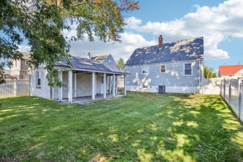 239 Bradford Avenue Linden NJ 07036
