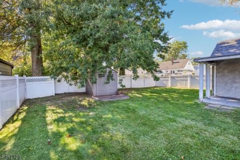 239 Bradford Avenue Linden NJ 07036