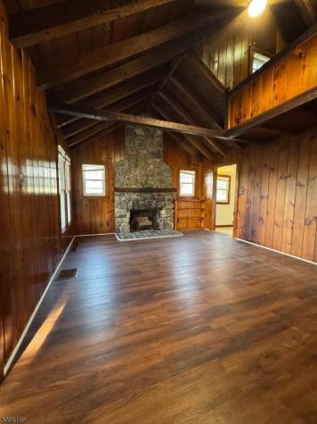 13 Log Cabin Terrace Sparta NJ 07871
