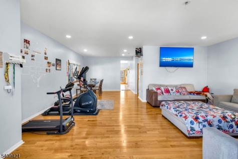 20 Center Street Butler NJ 07405