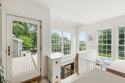 20 Ridge Road Tewksbury NJ 08833
