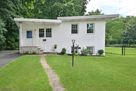 221 Lakeview Drive Ridgewood Village NJ 07450