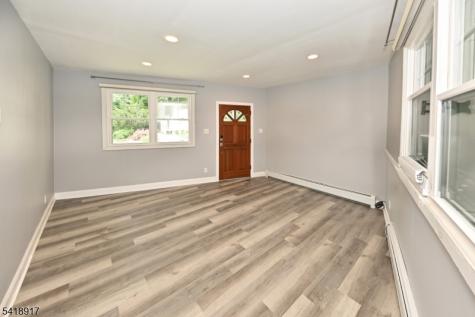 221 Lakeview Drive Ridgewood Village NJ 07450