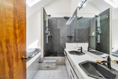 20 Heather Lane Bernards NJ 07920